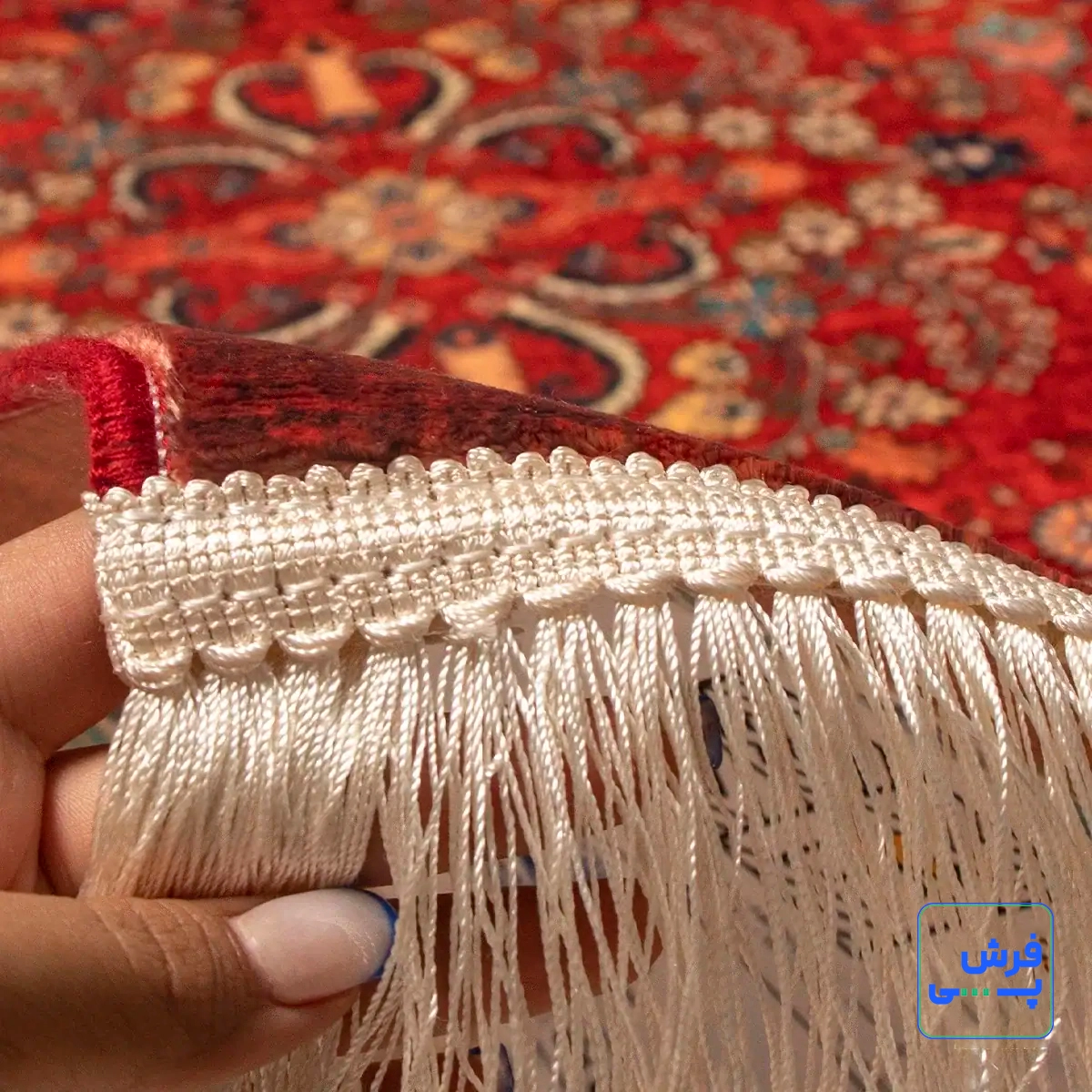 خرید قسطی |  فرش ابریشم ماشینی 202738 لاکی حاشیه کرم