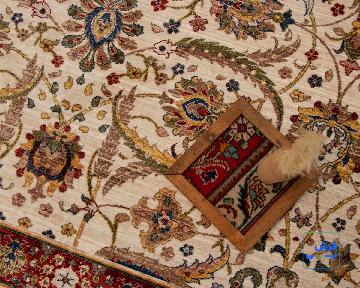 خرید قسطی |  فرش وینتیج 40110 کرم حاشیه لاکی