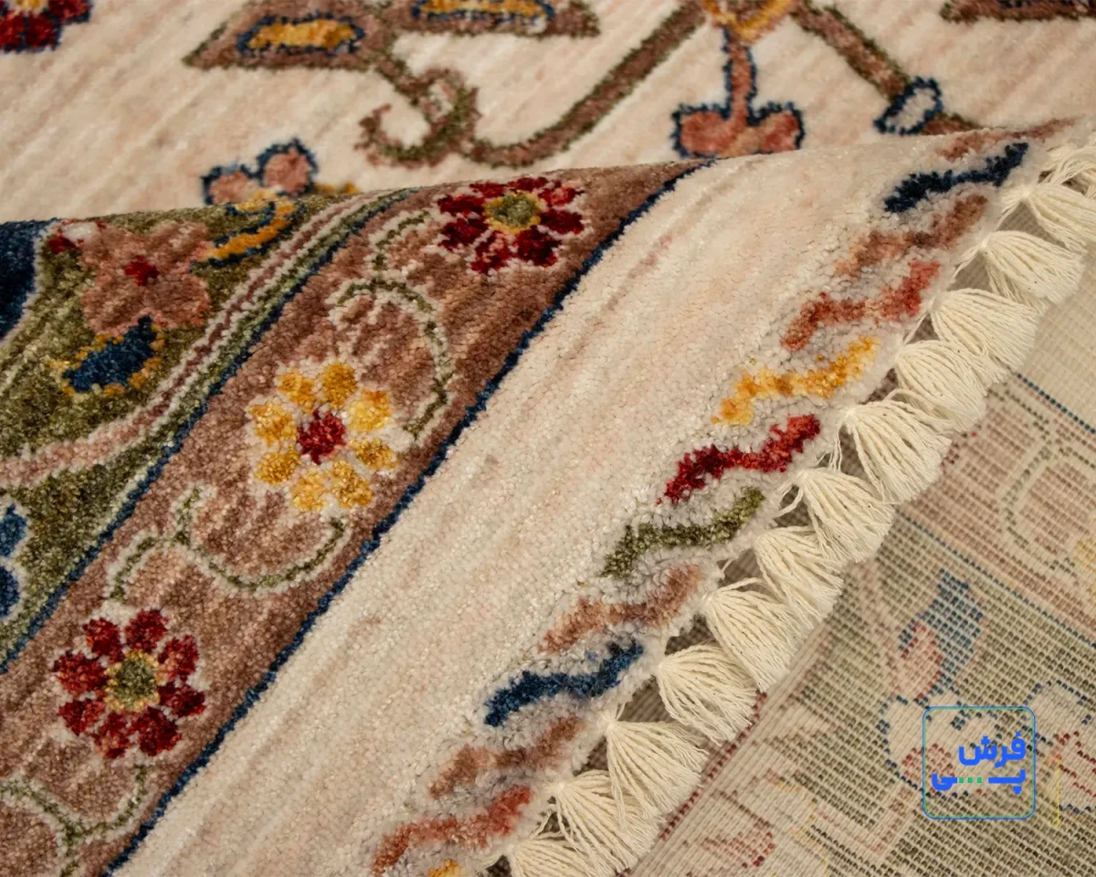 خرید قسطی |  فرش وینتیج 40120 کرم حاشیه سبز