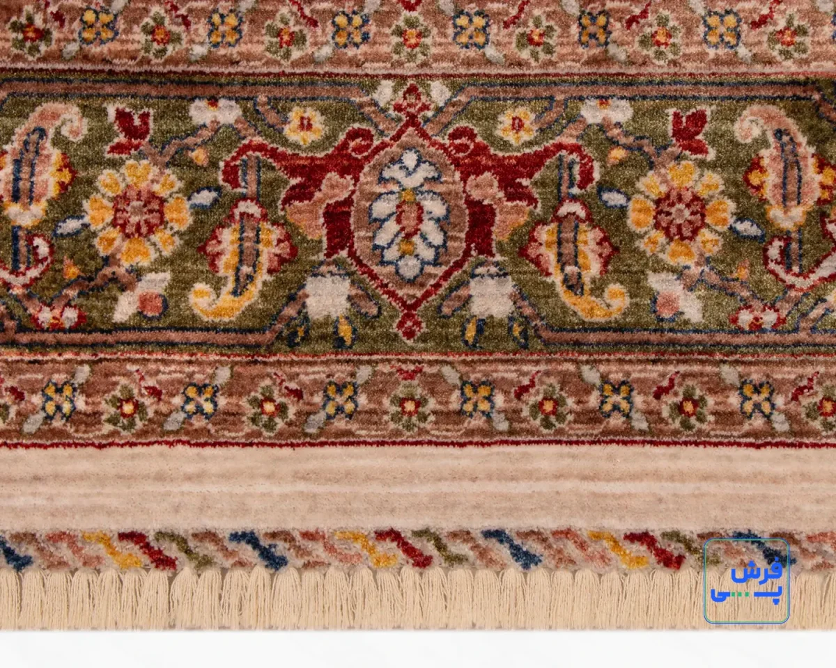 خرید قسطی |  فرش وینتیج 40200 کرم حاشیه سبز