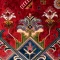 t1089-2.webp خرید قسطی | فرش ابریشم ماشینی T1089 لاکی حاشیه آبی