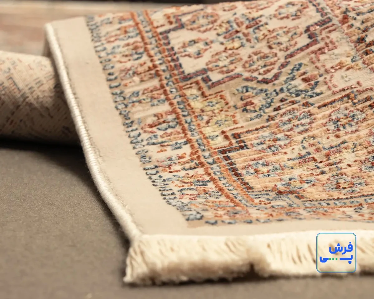 8315-4.webp خرید اقساطی | فرش وینتیج 8315LC گلبهی حاشیه کرم